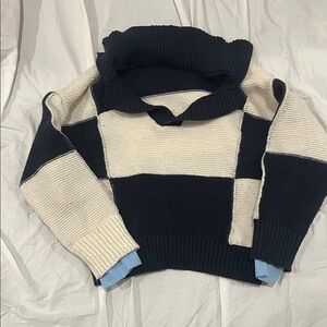 Retro cropped navy blue and white block sweater